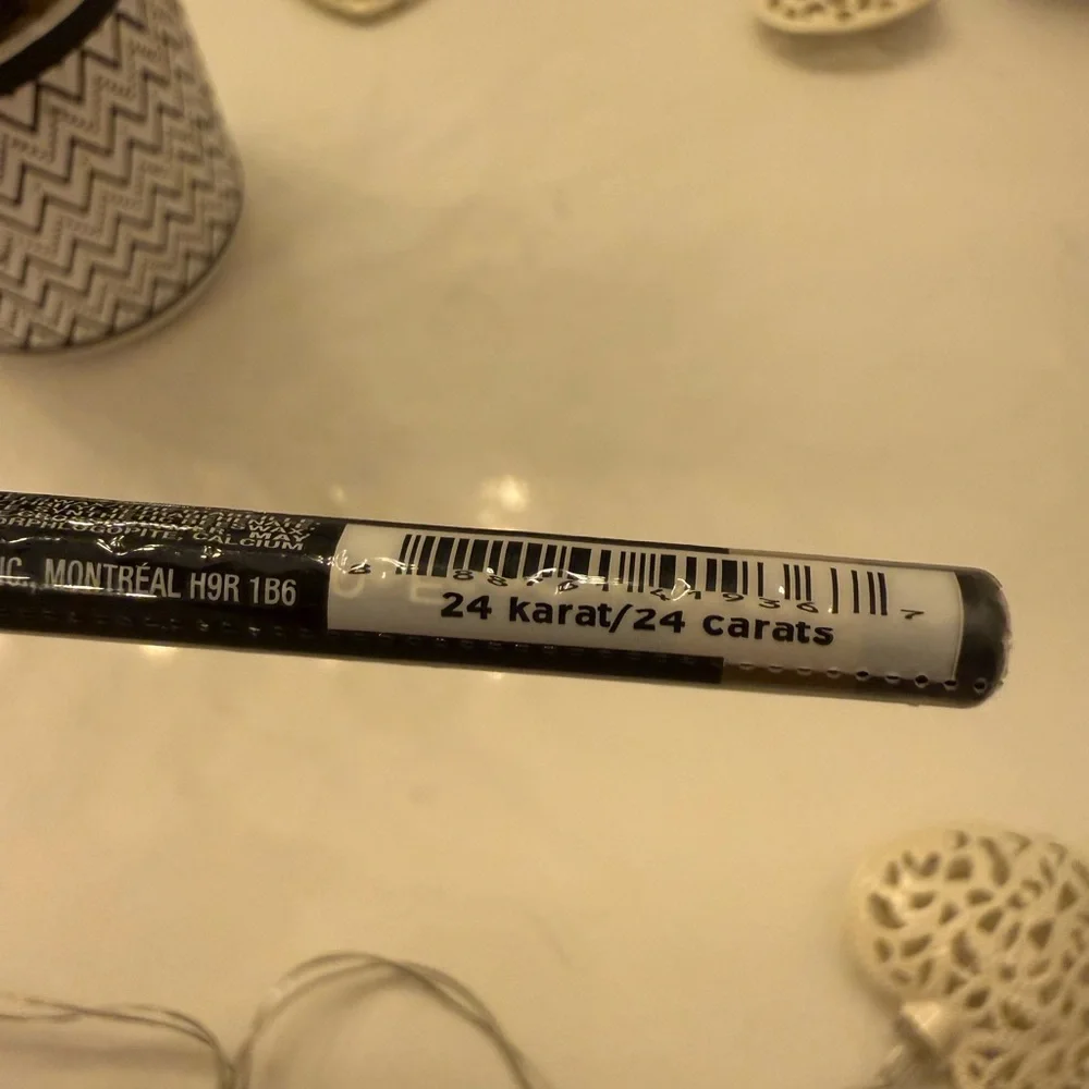 Avon Gold Eyeliner Glimmerstick True Color Metallic Eye Pencil New‎ Sealed